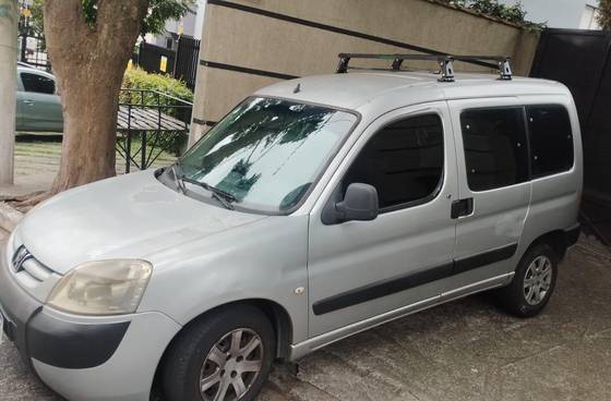 PEUGEOT PARTNER 1.6 ESCAPADE 16V FLEX 4P MANUAL PEUGEOT PARTNER 1.6 ESCAPADE 16V FLEX 4P MANUAL